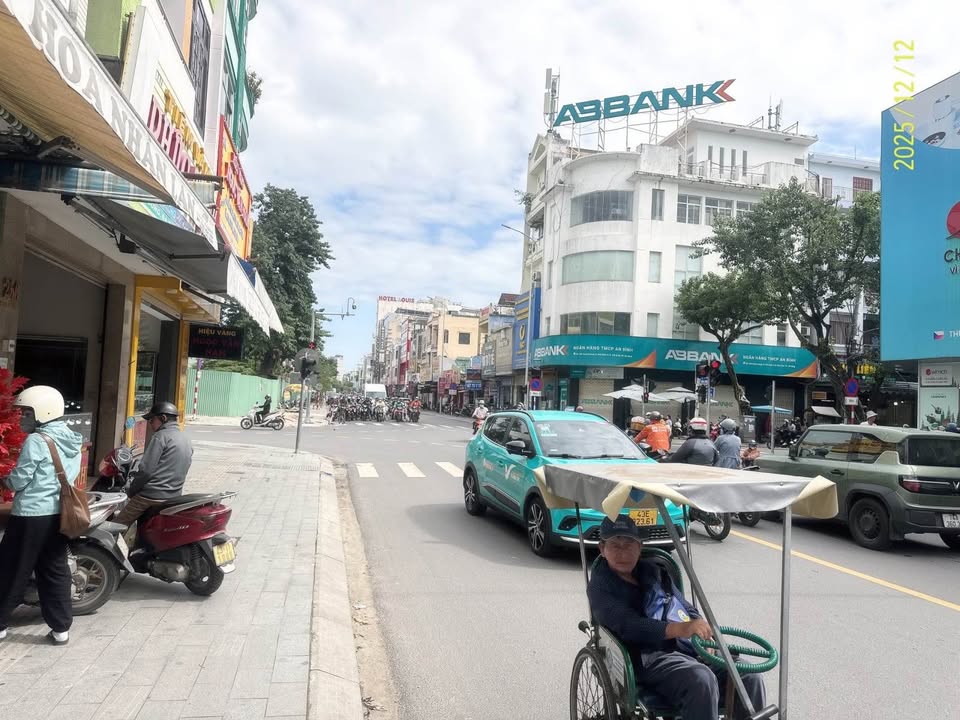 Mặt tiền FrontHouse Hùng Vương Đà Nẵng 70m² giá 16.5 tỷ - Vị trí đỉnh cao kinh doanh!