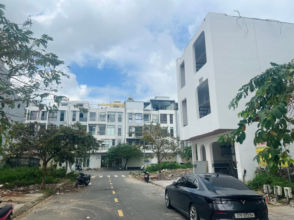 Đất Hòa Phú 100m² giá 7.1 tỷ - Vị trí đắc địa kinh doanh