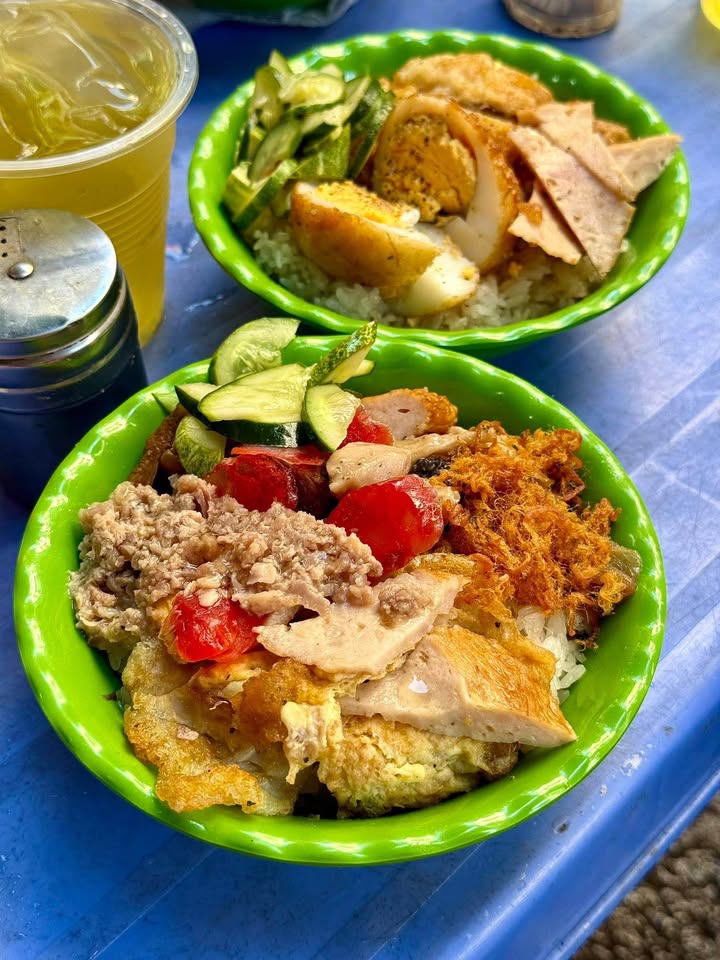 Mặt bằng cho thuê vỉa hè đường 2/4, Nha Trang - Vị trí đắc địa, phù hợp bán đồ ăn sáng!