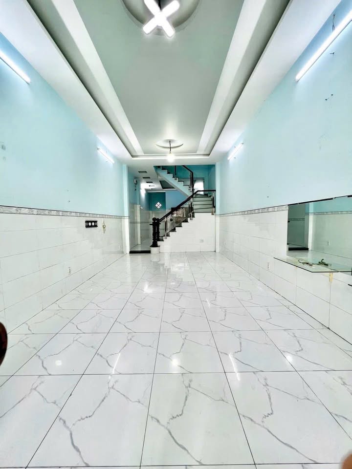 Nhà nguyên căn đường Tây Lân, quận Bình Tân 72m² giá 8 triệu - Phù hợp kinh doanh đa ngành!