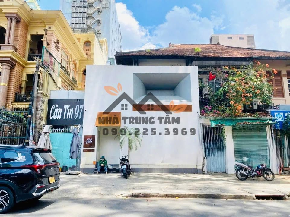 Cho thuê nhà nguyên căn Sương Nguyệt Ánh, Quận 1 - Diện tích 208m², vị trí đắc địa cho kinh doanh