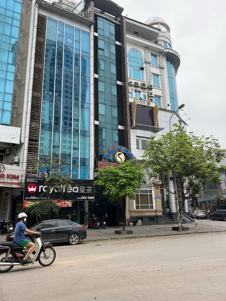 Nhà phố Trung Kính Cầu Giấy 75m² giá 30 tỷ - Mặt tiền 5m, sổ đỏ chính chủ!