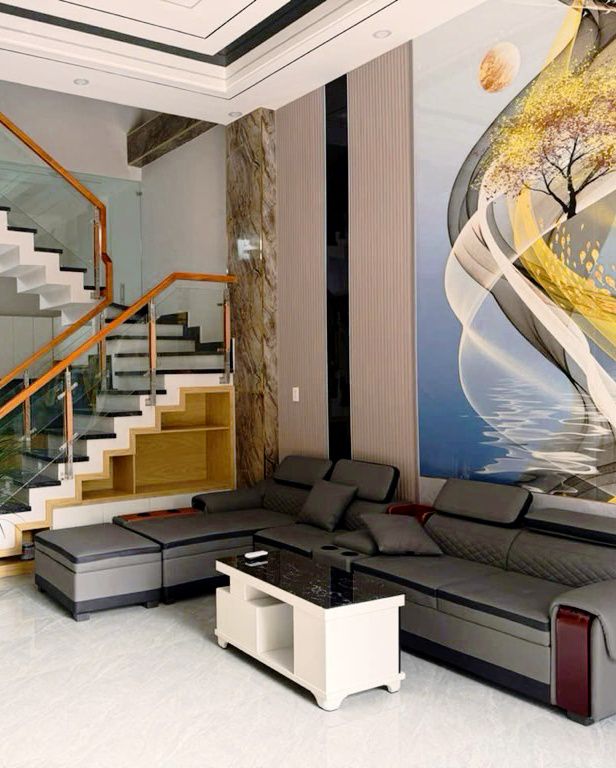 Nhà 4 tầng Bình Chiểu 70m² giá 5.95 tỷ - Vị trí giao thông thuận lợi!