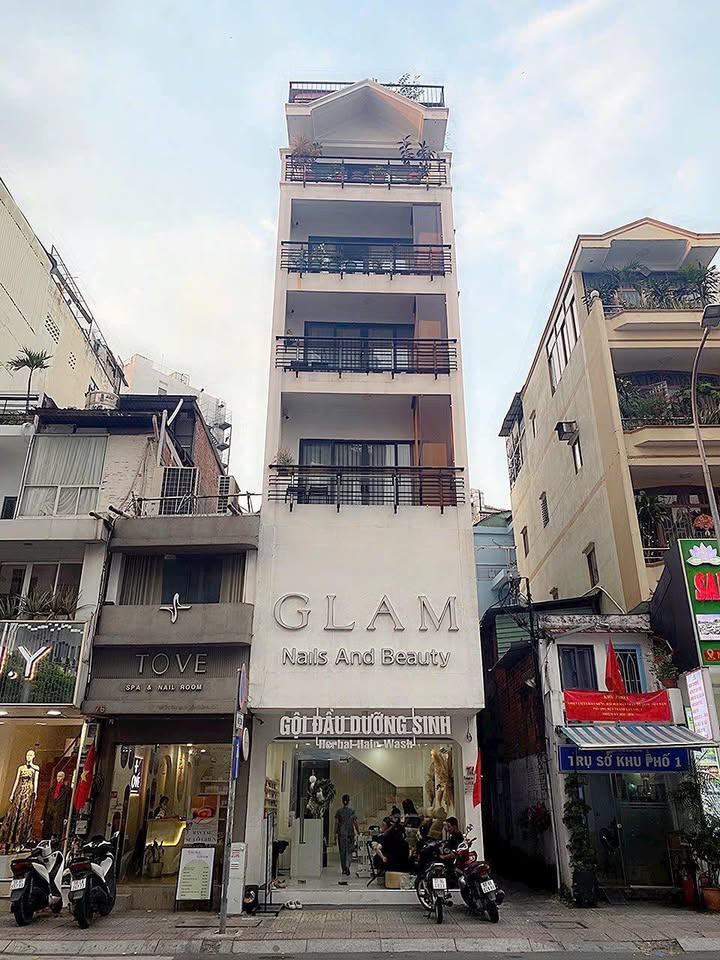 Bán gấp FrontHouse mặt tiền Lê Thị Riêng, Quận 1 - Diện tích 68m², giá 45 tỷ!