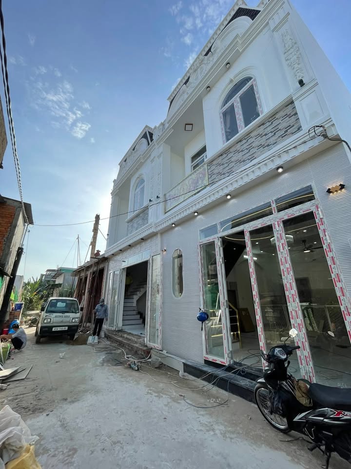 Nhà 1 Trệt 1 Lầu Hẻm 146 Nguyễn Văn Cừ 55.5m² giá 3.49 tỷ - Nhà mới chính chủ, đầy đủ nội thất!