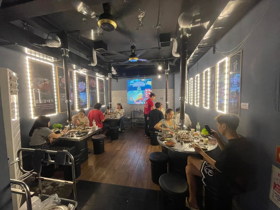 Mặt bằng nhà hàng tại Hoàng Ngọc Phách, Đống Đa 115m² giá 800 triệu - Cơ hội đầu tư sinh lời!