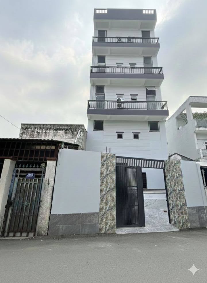 Cho thuê CHDV mặt tiền đường 475 - Phước Long B - 131.9m² - Đầu tư sinh lời ổn định!