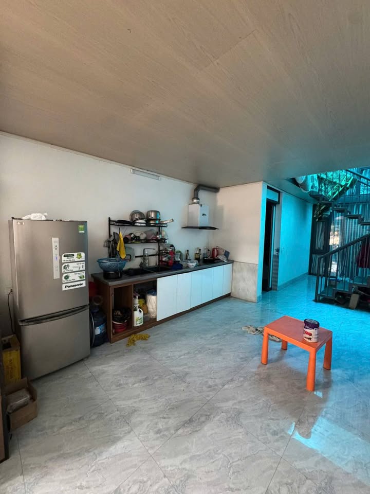 Nhà cấp 4 Phường Quảng Thành 100m² giá 1.75 tỷ - Gần tiện ích đầy đủ!