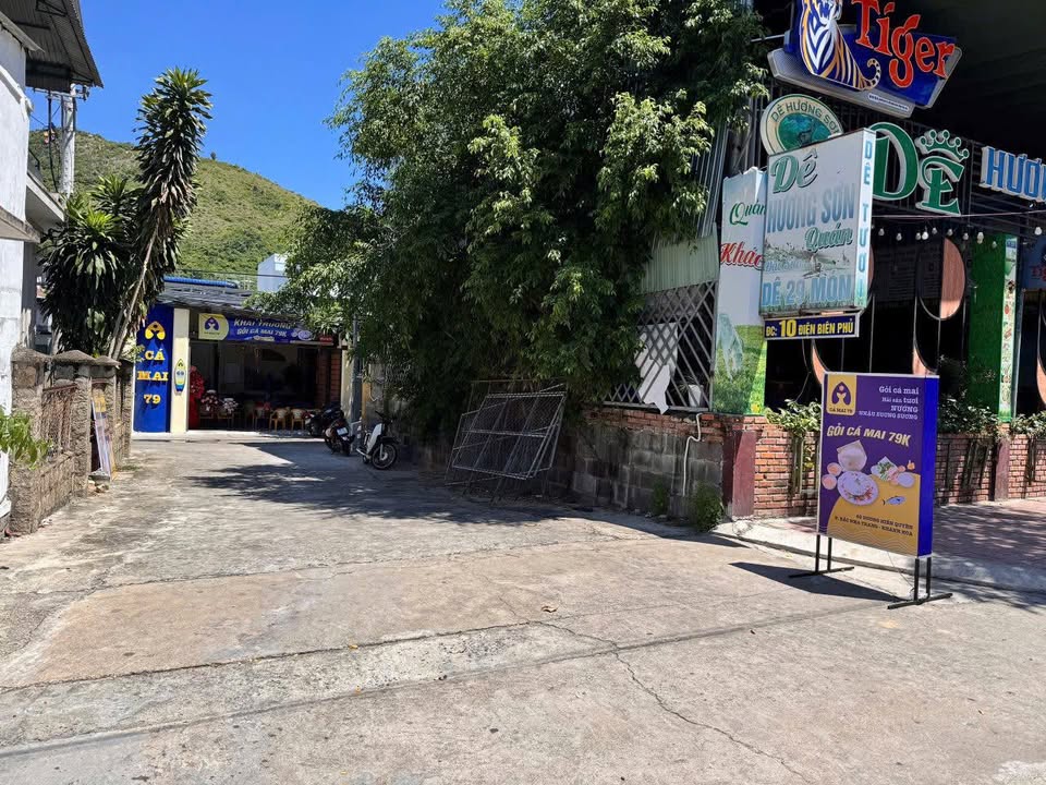 Bán đất Vĩnh Hoà Nha Trang 142m² giá 14 tỷ - Vị trí đắc địa gần biển!