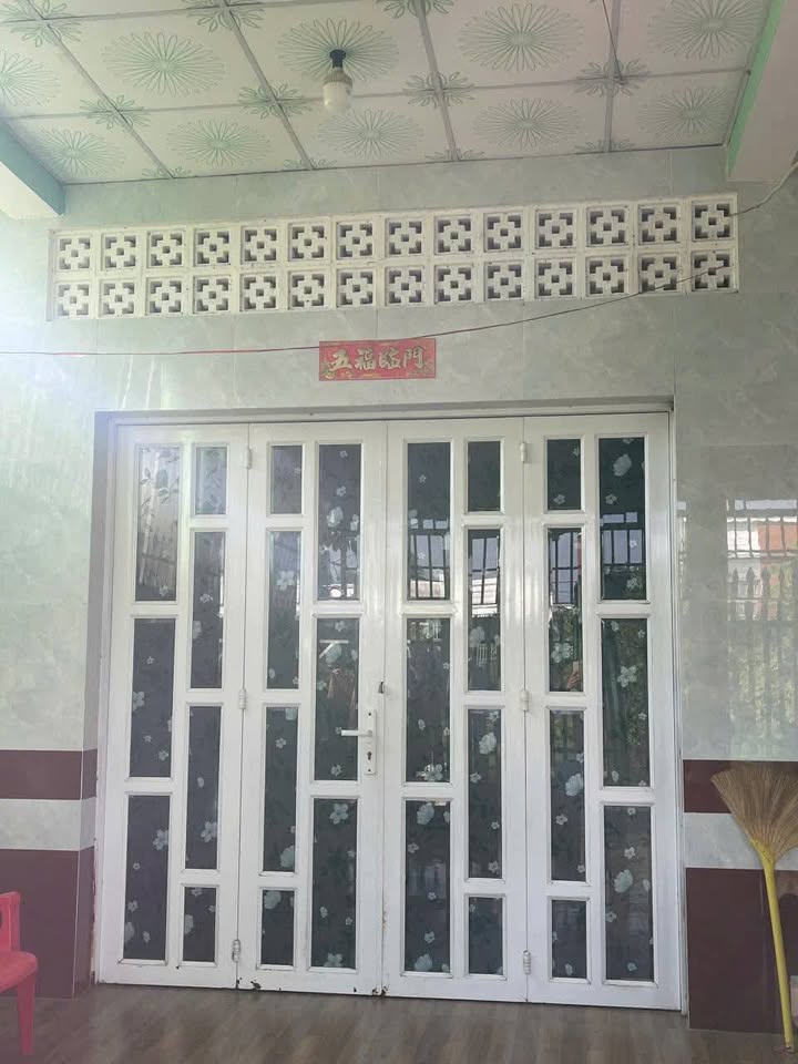 Nhà mới 100% tại Long Phước, 110m² chỉ 1.38 tỷ - Thiết kế hiện đại, tiện nghi!