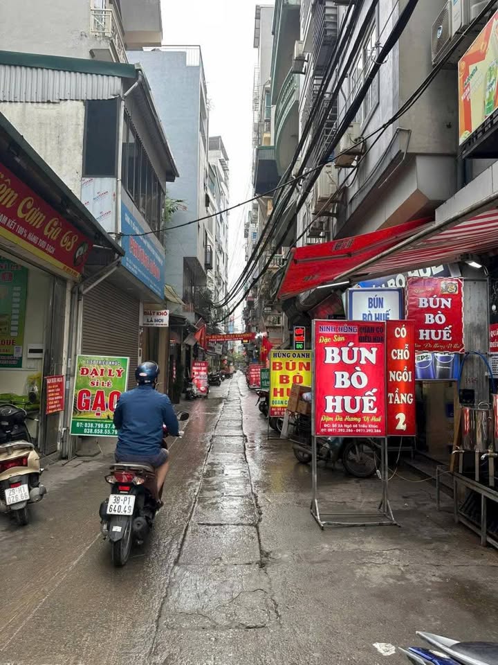 Chính chủ bán căn hộ 9 tầng Ngõ 68 Triều Khúc 98m² giá 27 tỷ - Dòng tiền siêu đẹp!