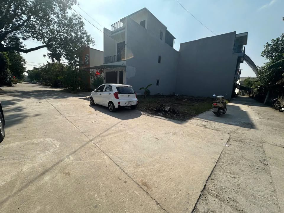 Đất phân lô đường Chu Văn An, Nam Bình 75m² giá chỉ 4 tỷ - Vị trí đẹp, thoáng đãng!