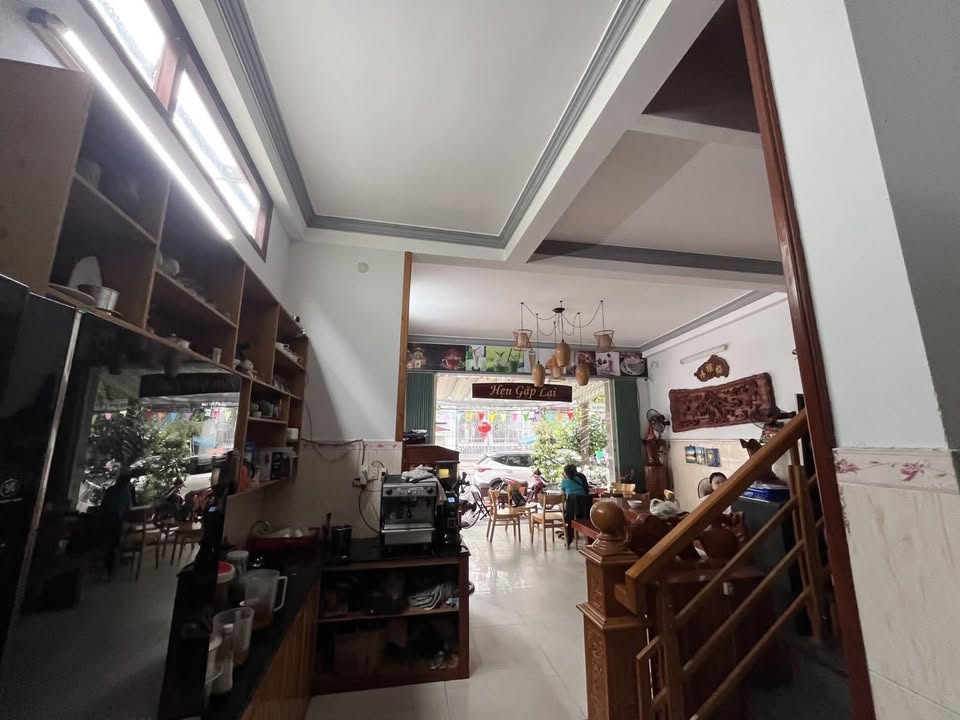 Nhà 4 tầng lô góc đường Núi Thành 78m² giá 15 tỷ - Thiết kế sang trọng, gần cầu Tiên Sơn!