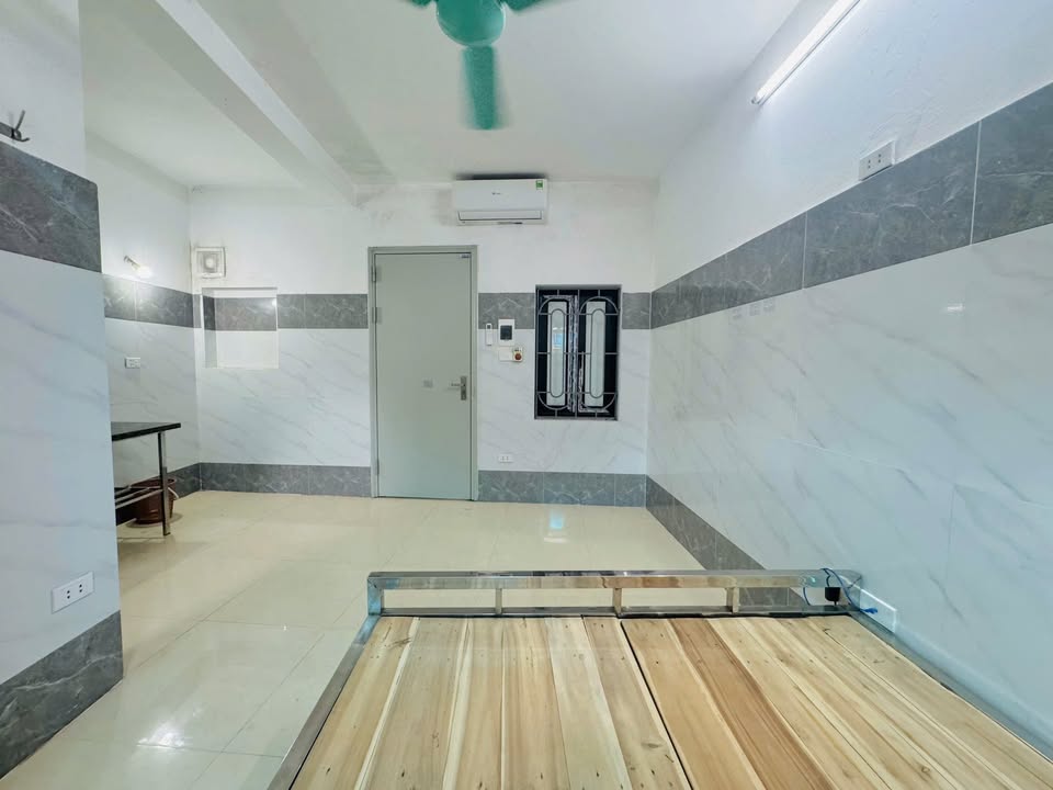 Phòng cho thuê tại Ngõ 51 Ngọa Long, Bắc Từ Liêm - Chỉ 2.8 triệu/tháng!