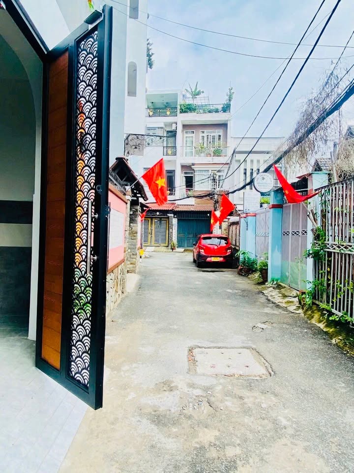 Nhà 5 tầng Hẻm xe hơi Phan Huy Ích 77m² giá 16.3 tỷ - Đầu tư sinh lời cao!