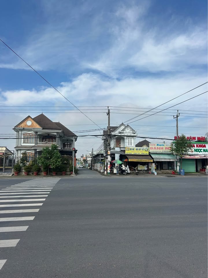 Đất nền Củ Chi 210m² giá 1.38 tỷ - Sổ hồng riêng, thương lượng tốt!