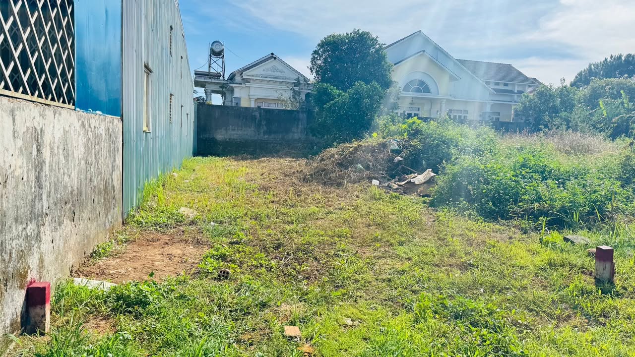 Đất Hẻm Lương Ngọc Quyến, Pleiku 150m² giá 1.4 tỷ - Gần Hồ Bơi Thế Dân!