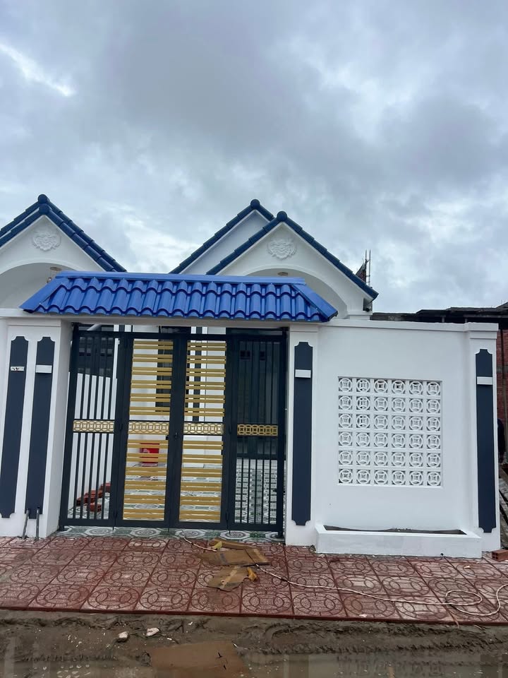 Nhà mới 100% tại Bình Minh, Vĩnh Long 80m² giá chỉ 900 triệu - Sẵn sàng vào ở!