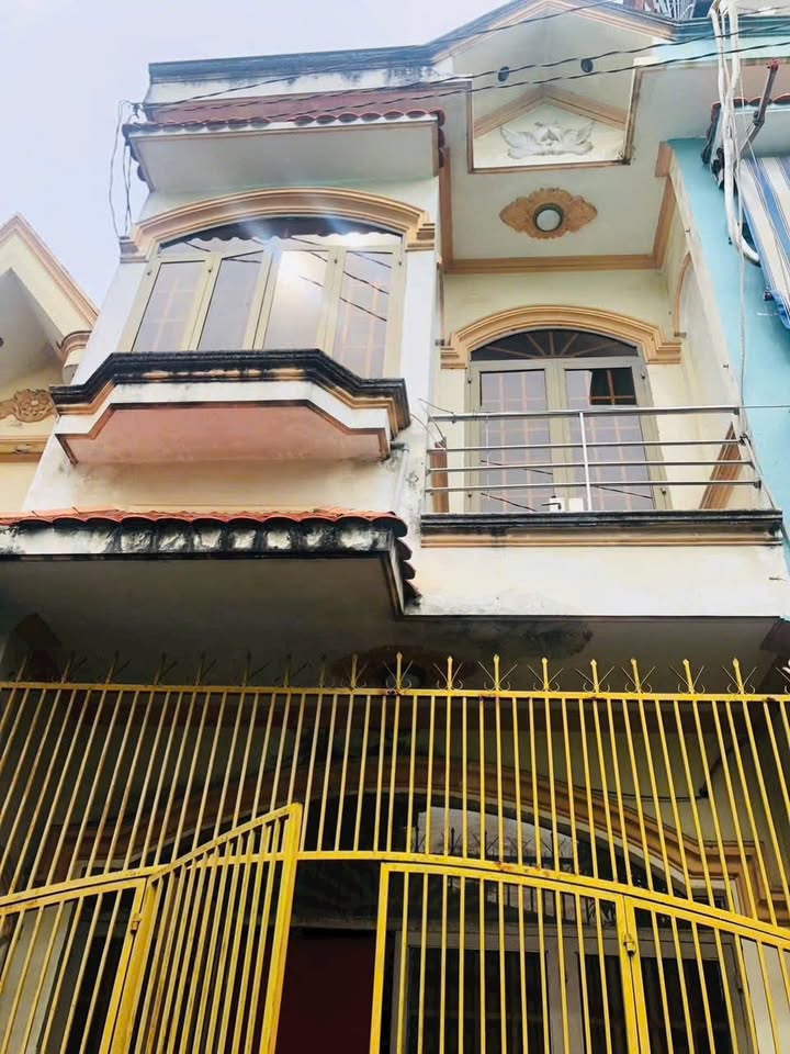 Nhà Hẻm Xe Hơi Phan Huy Ích 42m² giá 4.6 tỷ - Đầu tư sinh lời!