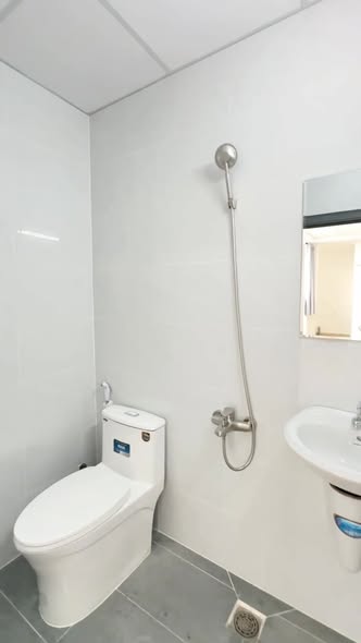 Nhà nguyên căn cho thuê tại Bình Trưng Đông 5 triệu - Cửa sổ trời thoáng mát!