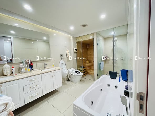 Nhà mặt phố Phúc Lợi, Long Biên 193.6m² giá 121 tỷ - Đầu tư sinh lời ngay!