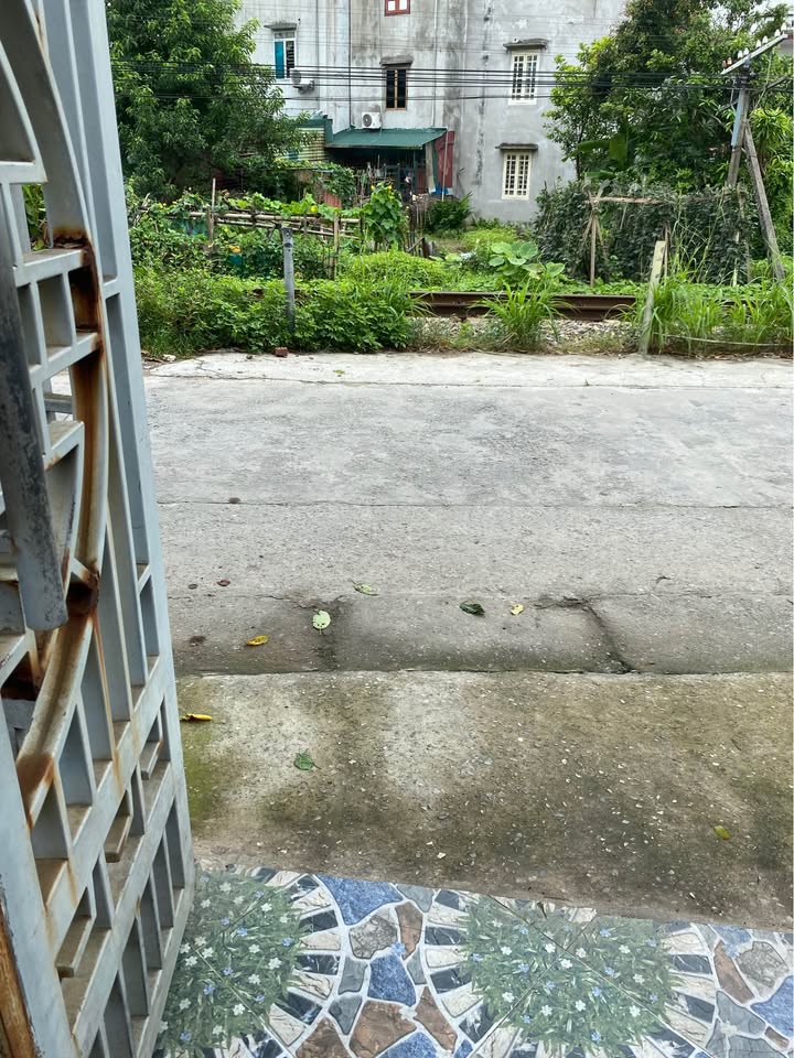 Nhà 3 tầng Cẩm Thượng 81m² giá thỏa thuận - Chính chủ bán đất tặng nhà!