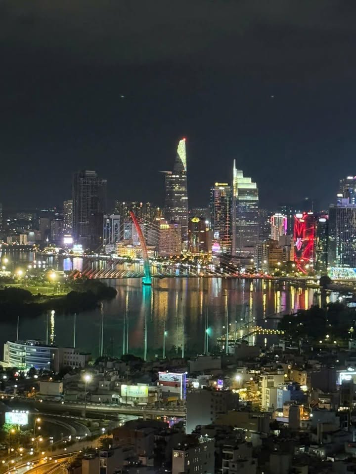 Căn hộ Landmark 80m² quận Bình Thạnh giá 11 tỷ - View cầu Bason tuyệt đẹp!