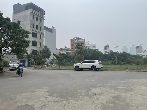 Đất dịch vụ Dương Nội, Hà Đông 50m² giá 12 tỷ - Kinh doanh 2 mặt tiền đắc địa!