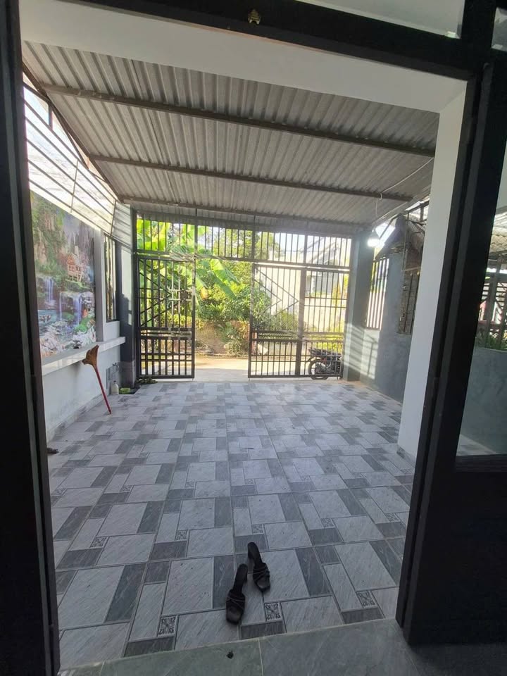 Nhà riêng Tân Vĩnh Hiệp 120m² giá 2.2 tỷ - Thiết kế hiện đại, không gian sống thoáng mát!