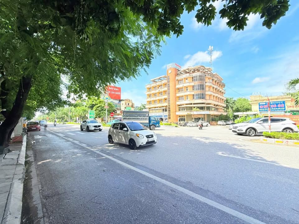 FrontHouse Quang Trung, Thanh Hóa 70m² giá 10 tỷ - Cơ hội đầu tư hiếm có!