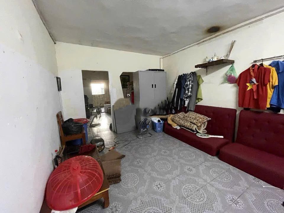 Căn hộ cho thuê Khu tập thể Giảng Võ 40m² giá 6.5 triệu - Bàn giao ngay!