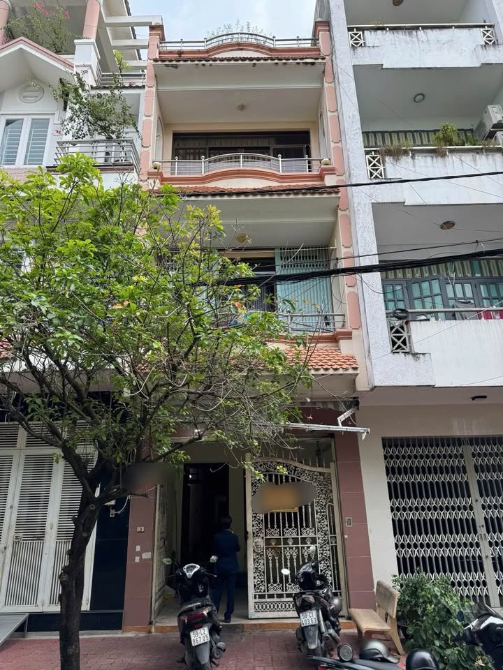 Nhà mặt tiền đường Cao Lỗ, P. Chánh Hưng, Q. 8 - 80m² giá 15 tỷ - Đầu tư sinh lời tuyệt vời!