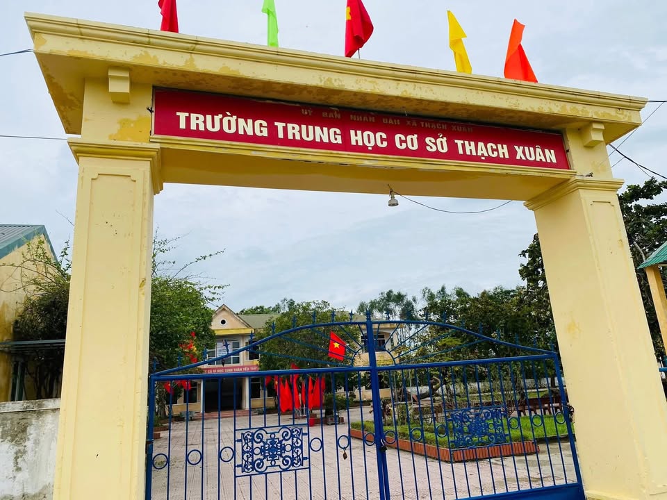 Đất kinh doanh Thạch Xuân 230m² giá chỉ 1.9 tỷ - Đầu tư sinh lời ngay!