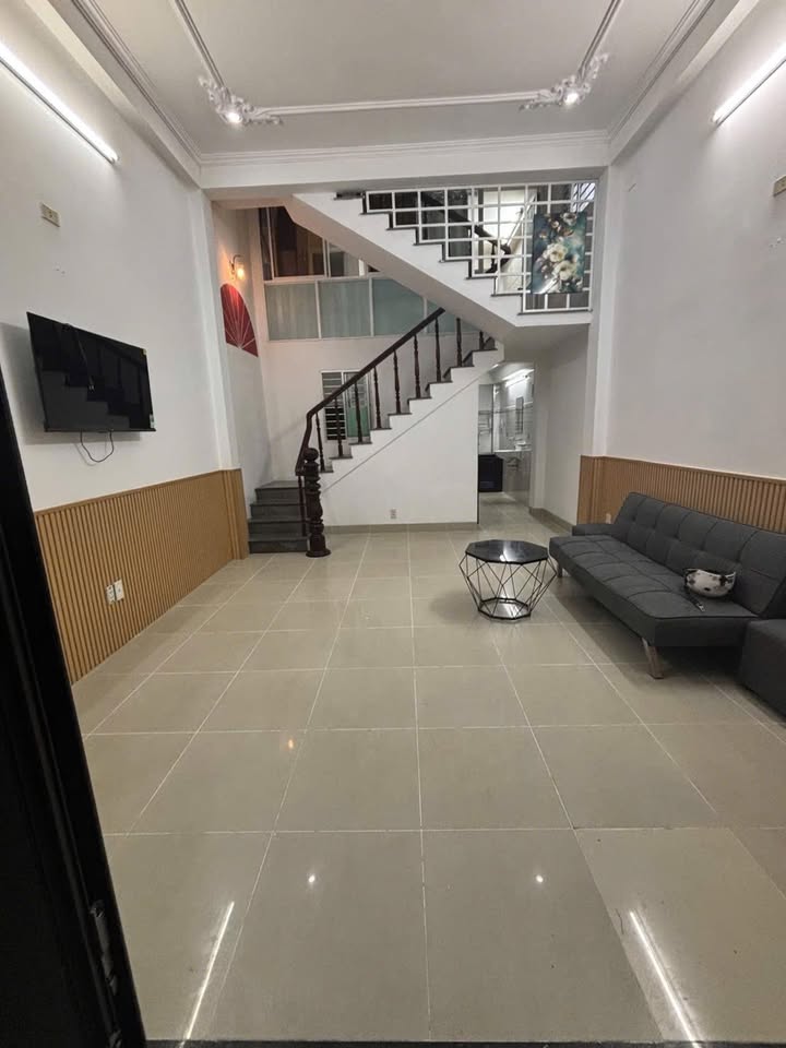 Nhà 2,5 tầng tại kiệt Hùng Vương, Đà Nẵng 46m² giá 4.38 tỷ - Vị trí trung tâm tuyệt đẹp!