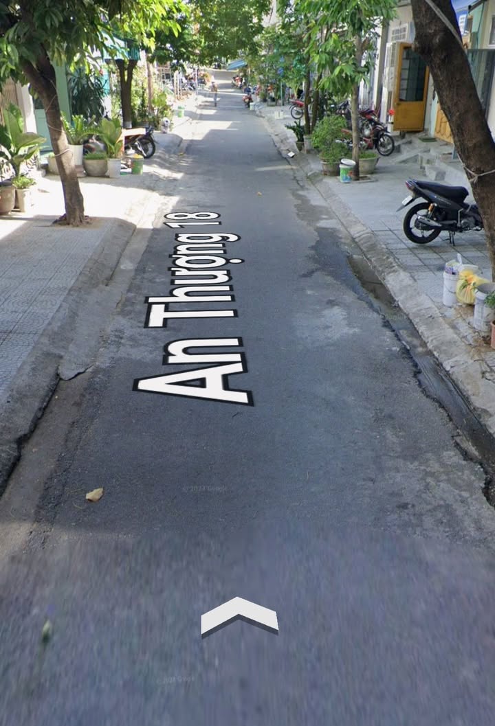 Nhà mặt tiền An Thượng 18, Đà Nẵng 75m² giá 9.5 tỷ - Kinh doanh sầm uất ngay biển!