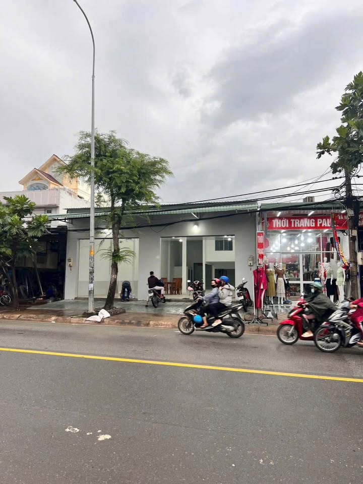 Nhà mặt tiền Lê Văn Khương, Hóc Môn 300m² - Tiện kinh doanh mọi ngành nghề!