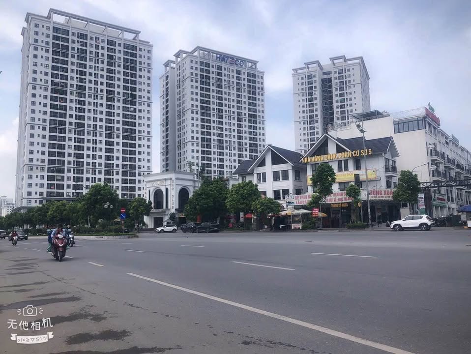 Nhà đẹp Hoài Đức 43m² giá 14 tỷ - Phân lô, thang máy, ô tô vào tận nơi!