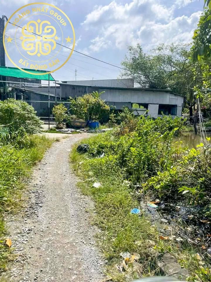 Đất vườn Lý Văn Lâm 422.24m² giá 1 tỷ - View thoáng mát, tiện xây dựng!