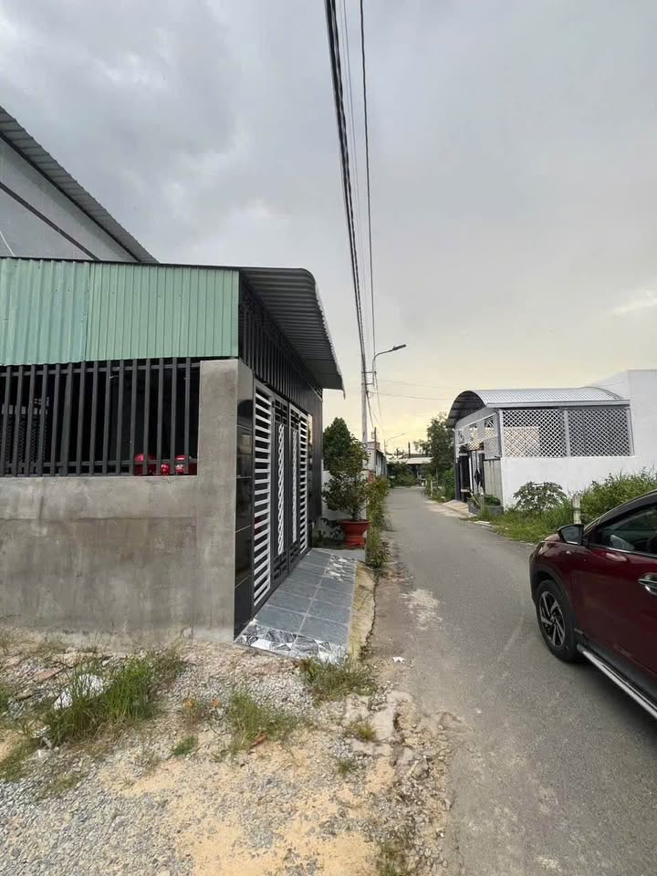 FrontHouse mặt tiền Nhựa An Tây 270m² giá 2.55 tỷ - Dân cư đông đúc, tiện ích đầy đủ!