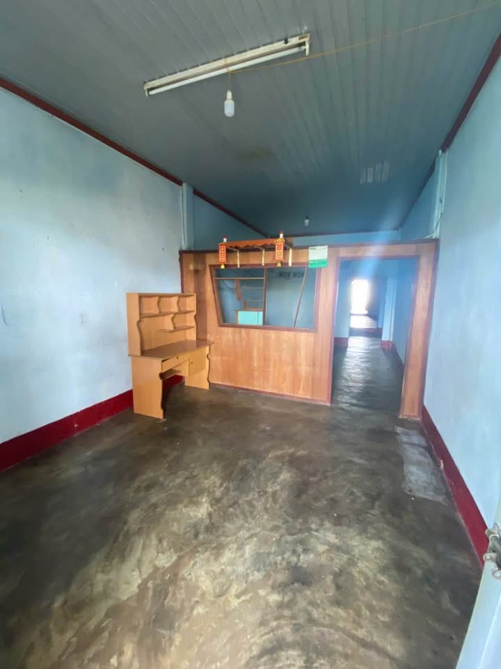 Nhà bán 2 mặt hẻm 45 Đường 1/5, Phường B'Lao 99m² chỉ 1.35 tỷ - Cơ hội đầu tư tuyệt vời!