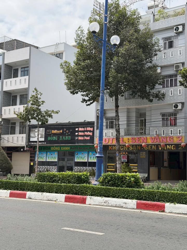 Cho thuê mặt tiền Hùng Vương, Mỹ Tho 240m² - Giá thuê 20 triệu/tháng, hợp đồng 2 năm không tăng giá!