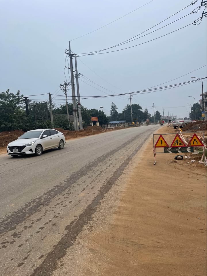 Đất nền khu tập thể Trường Cao Đẳng Ô Tô Xuân Khanh 60m² giá 2 tỷ - Đầu tư sinh lời ngay!