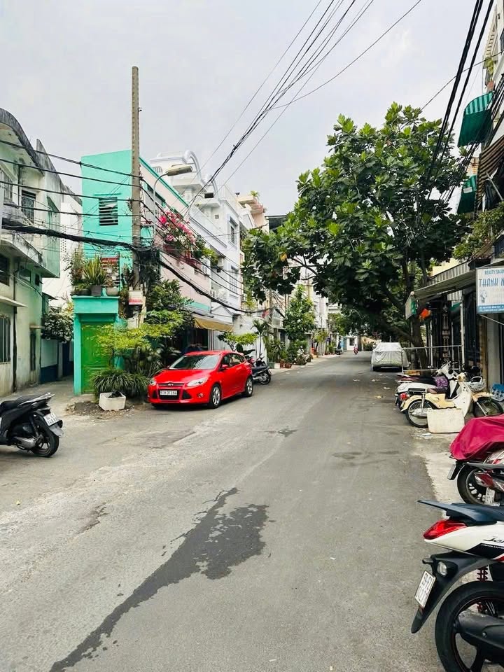 Nhà nguyên căn cho thuê hẻm 10m Bùi Đình Tuý 48m² giá 16 triệu - Thích hợp kinh doanh và sinh sống!