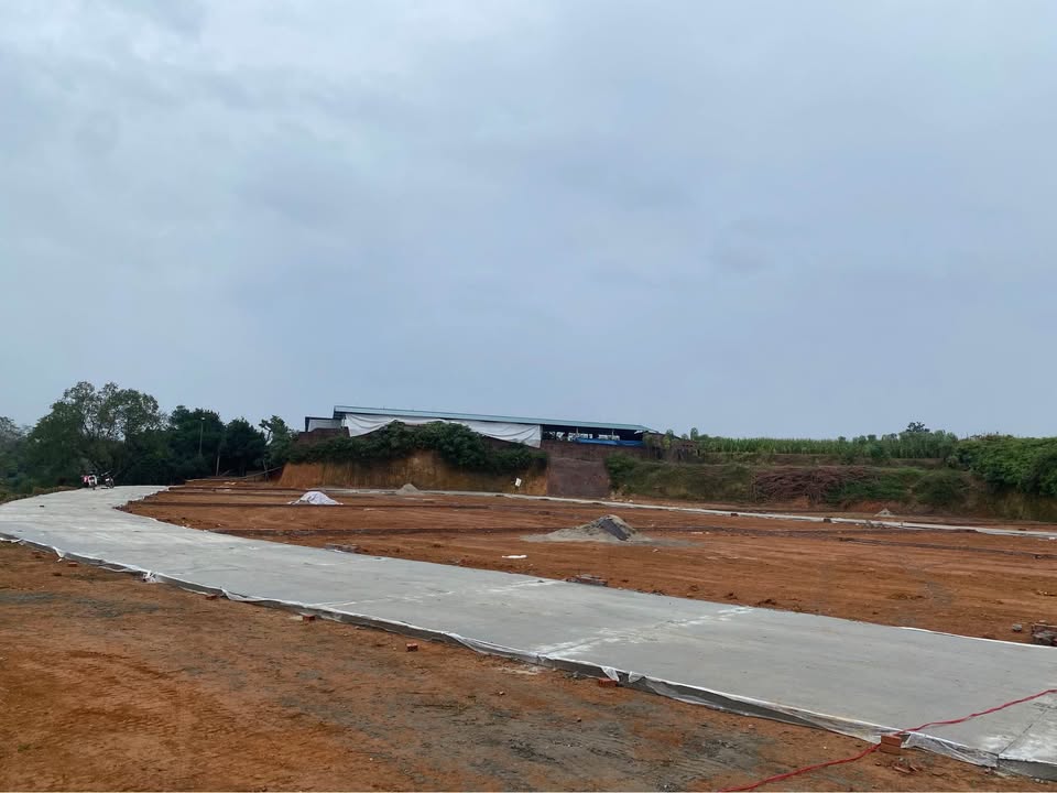 Đất liền kề khu 4 Hà Lộc 106m² giá chỉ 800 triệu - Sổ hồng chính chủ!