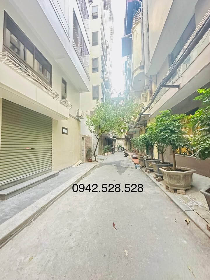 Nhà phố Thái Thịnh 50m² giá 14 tỷ - Ô tô vào nhà, mặt tiền 4m