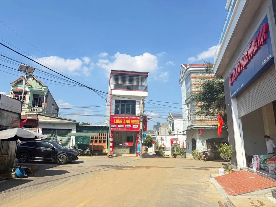 Đất nền giá tốt tại Ngã tư trục trung tâm xã Cấp Dẫn 120m² - Tiềm năng phát triển cao!