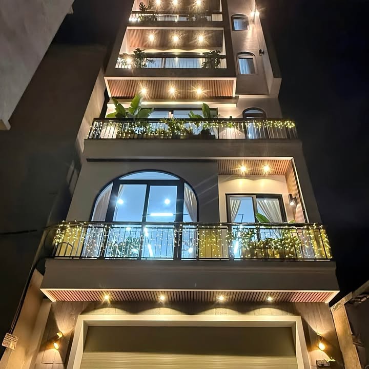 Căn hộ dịch vụ Phúc Diễn 72m² giá 18 tỷ - Đầu tư sinh lời ngay!