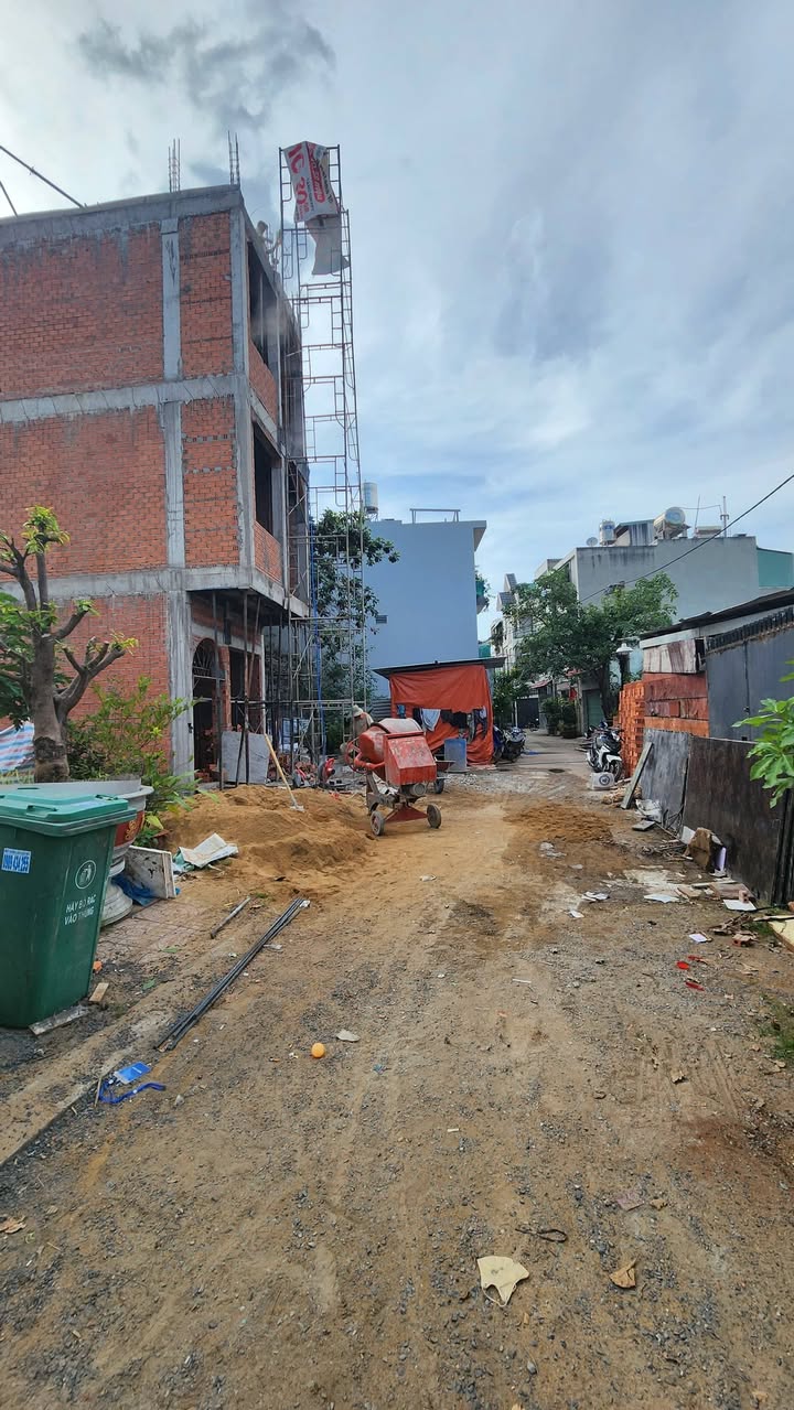 Đất nền Long Trường 63m² giá chỉ 3.7 tỷ - Chốt nhanh trong ngày!