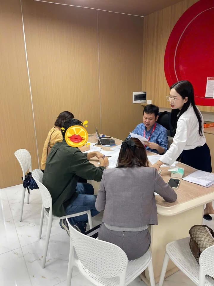 Căn hộ 3 phòng ngủ Toà Sen 2 Vinhomes Ocean Park 101m² giá 6,39 tỷ - Chính chủ bán gấp!