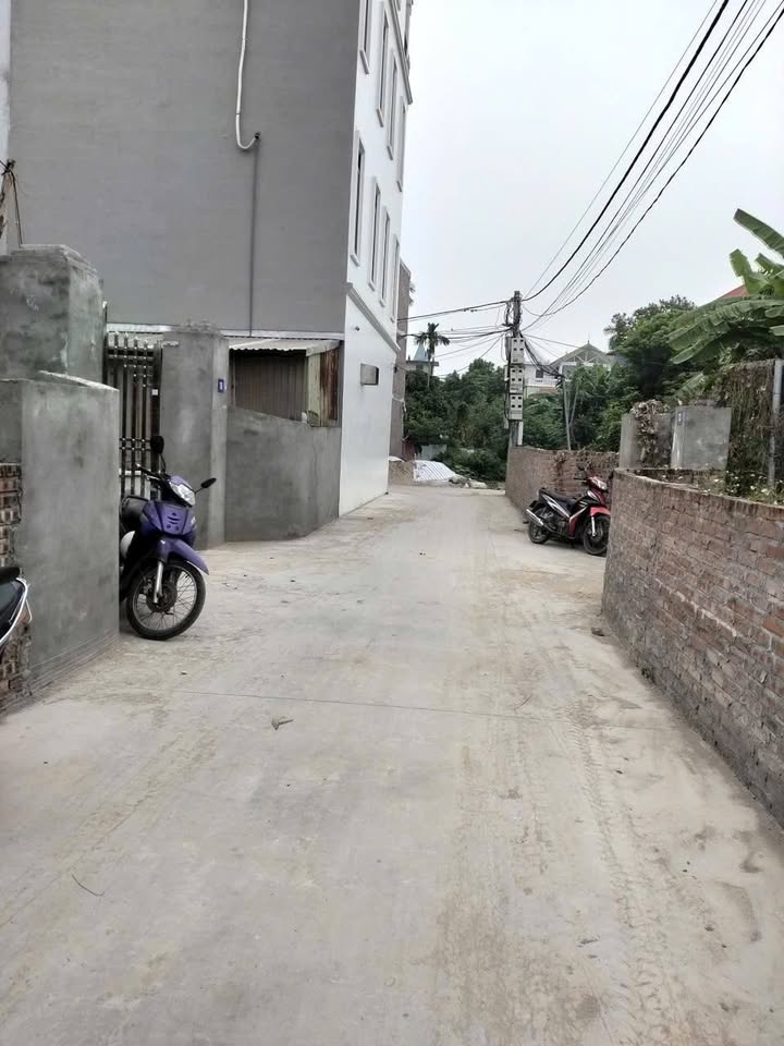 Đất lô góc Vân Tra, An Đồng 51m² giá 1.6 tỷ - Vị trí thuận lợi cho kinh doanh!